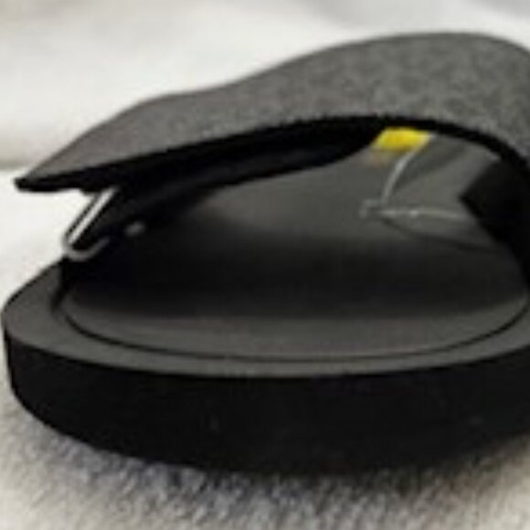 Michael Kors 'Wade" slides in signature logo MK print NWT Size 9 - Picture 8 of 9